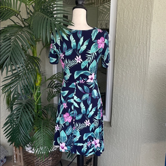 Old Navy Navy Tropical Floral Dress with Pink and Teal Accents - Picture 2 of 3